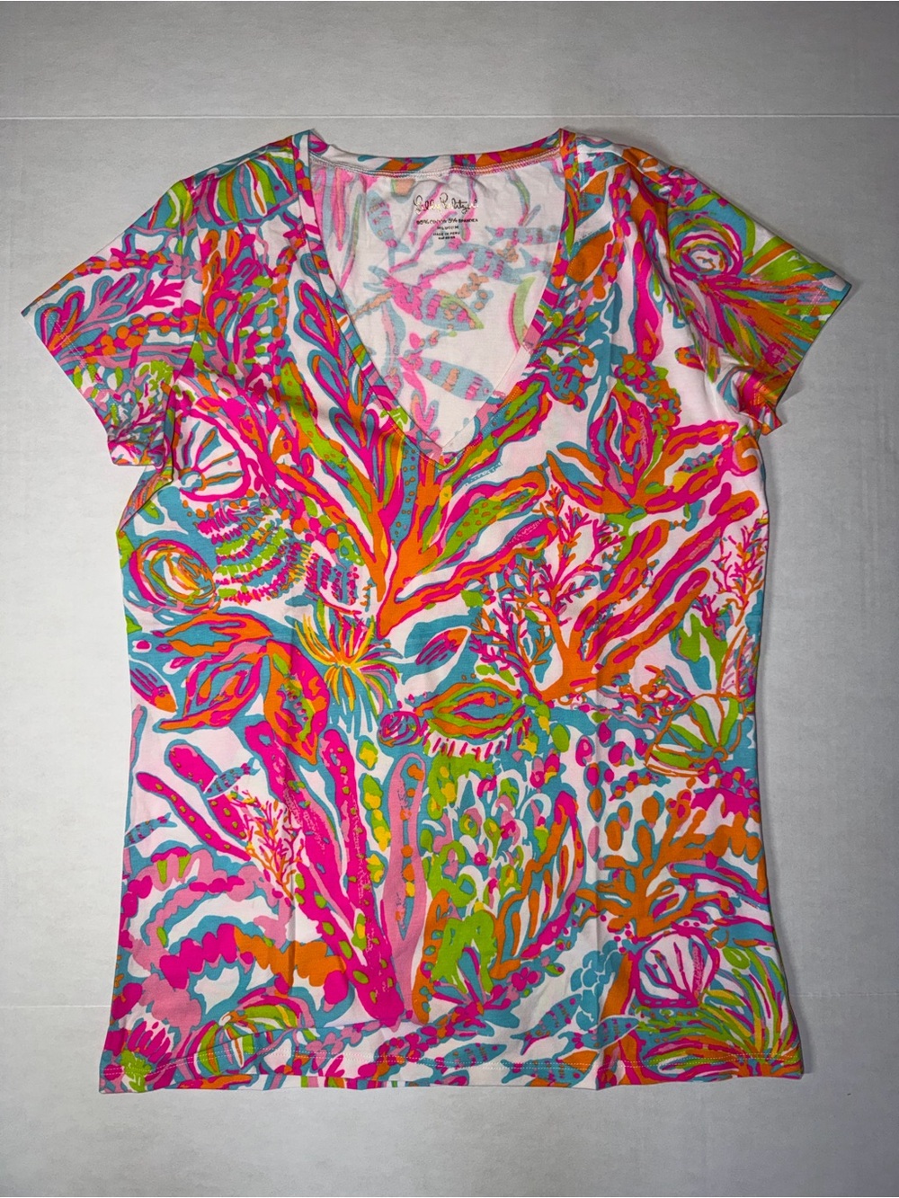 Lilly Pulitzer Pink Orange Green Blue Tropical V-Neck Tee